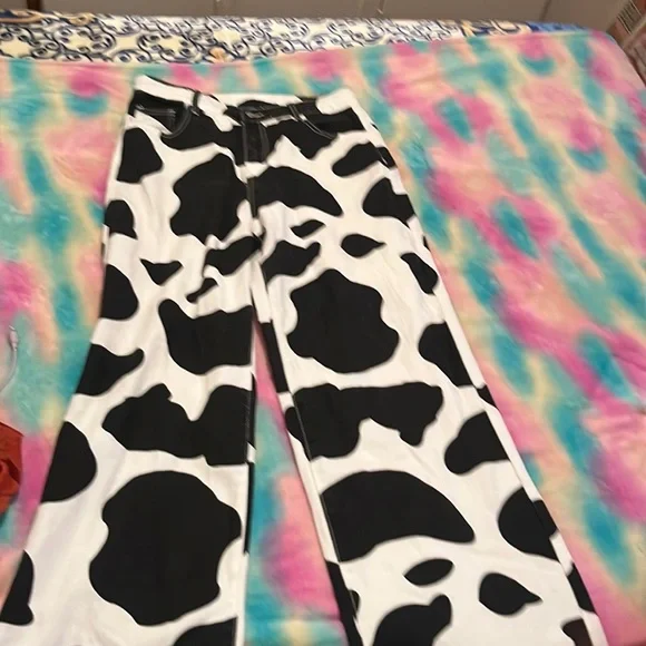 Cow Jeans from shein size Large Great Condition high waisted mom jeans - Picture 1 of 2